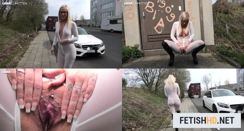 Lara-CumKitten - HOT or NOT PISS in Stiefeln und Catsuit 14 06 19 (Pissing) [FullHD 1080p / 43.84 MB]