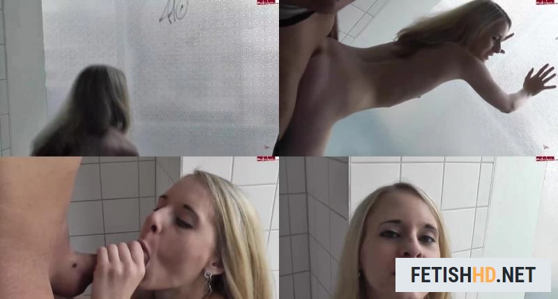 Ashlee-Cox - Öffentlicher Toiletten Fick (Pissing) [HD 720p / 31.64 MB]