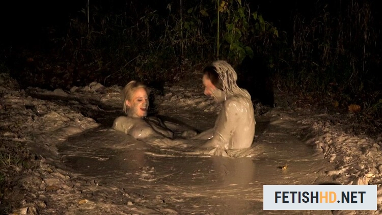 Annabelle Pync, Alora Jaymes - Lesbian Porn in Mud (Fetish) [HD 720p / 1.18 GB]