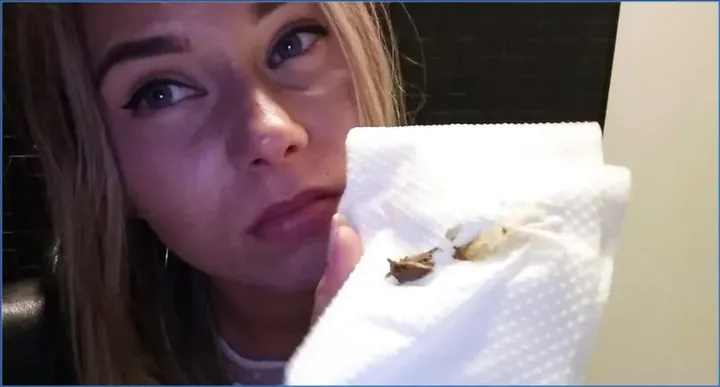 HotDirtyIvone's Public Stink, USA - Fetish Porn Video on FetishHD