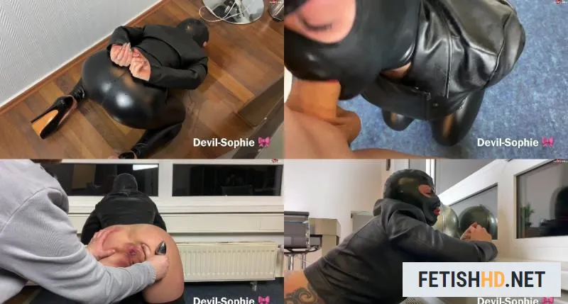 Devil Sophie - Auf frischer Tat ertappt - Piss pervers und Anal Spreizung mit Analcreampie (Pissing) [FullHD 1080p / 153.88 MB]