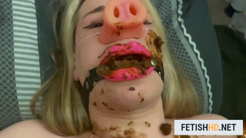 TS Maxxiescat - Eating Male Shit For The First Time (Scat) [FullHD 1080p / 794 MB]