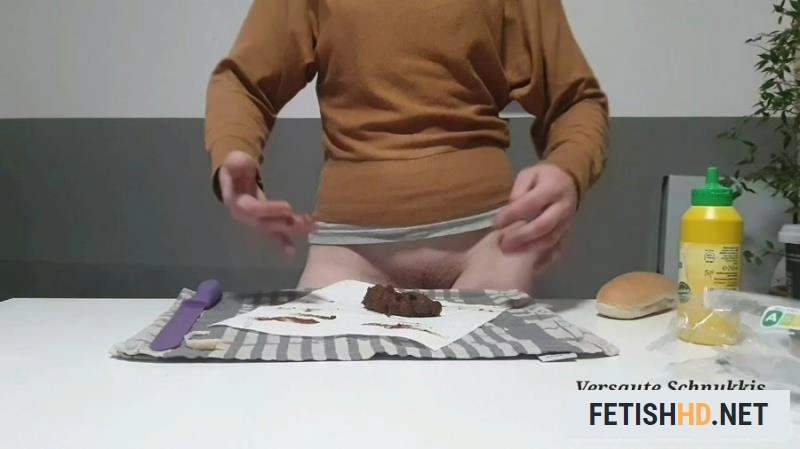 Versauteschnukkis - Scat house kitchen 1 (hot dog) (Scat) [FullHD 1080p / 400 MB]