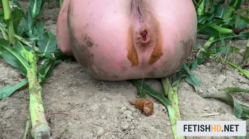Devil Sophi - Extremely dirty with rubber boots in the field on the way (Scat) [FullHD 1080p / 487 MB]