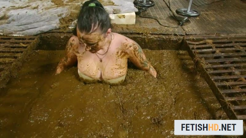 Betty Private - Wicked Betty in the manure channel Manure Fetish [HD 720p / 642 MB]