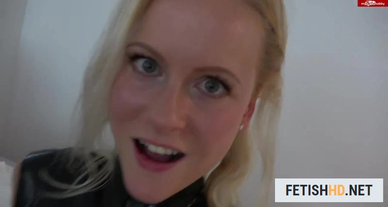 Perverse Almanac - Blutjunges TEEN mit MEGA TITTEN!!! mit blondehexe (Pissing) [HD 720p / 78.73 MB]
