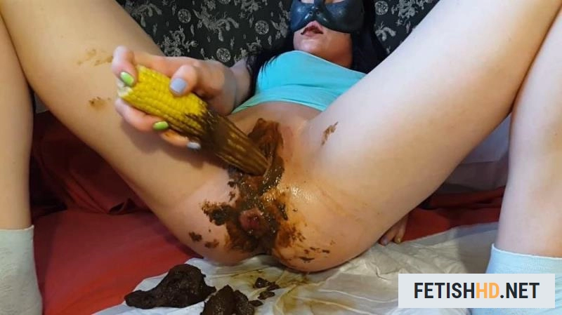 Anna Coprofield - Crappy corn visiting all my holes (Scat) [FullHD 1080p / 809 MB]