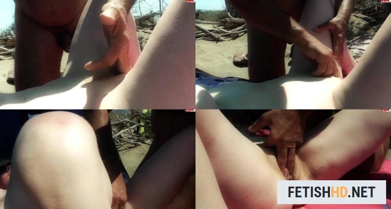 Dirty-Tina - Skandal am FKK-Strand Part 1 28 06 13 (Pissing) [Full HD / 177.2 MB]