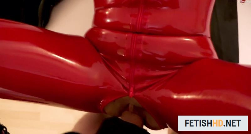 Daynia - Das ultra-perverse Hardcore Latex 3Loch-Fick-Piss-Sperma Inferno 30 12 18 (Pissing) [FullHD 1080p / 239.34 MB]