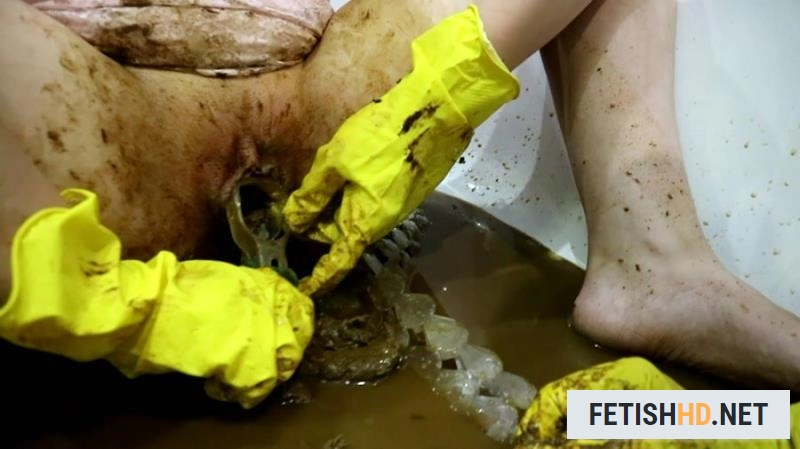 WCwife - Fecal bath Part 3 (Scat) [FullHD 1080p / 1.54 GB]