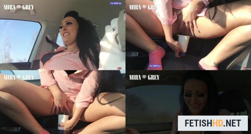 Mira-Grey - Verrückter Speed-Piss auf der Autobahn (Pissing) [HD / 54.05 MB]