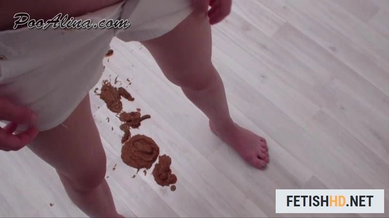 Pooalina - Alina Pooping In White Shorts And Smeared Shit Ass (Scat) [HD 720p / 711 MB]