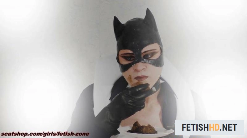 Fetish-zone - Catwoman smears and swallows (Scat) [FullHD 1080p / 1.56 GB]