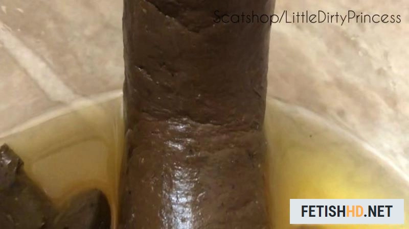 LittleDirtyPrincess - Long thick poop served in a bowl of pee for you (Scat) [FullHD 1080p / 609 MB]