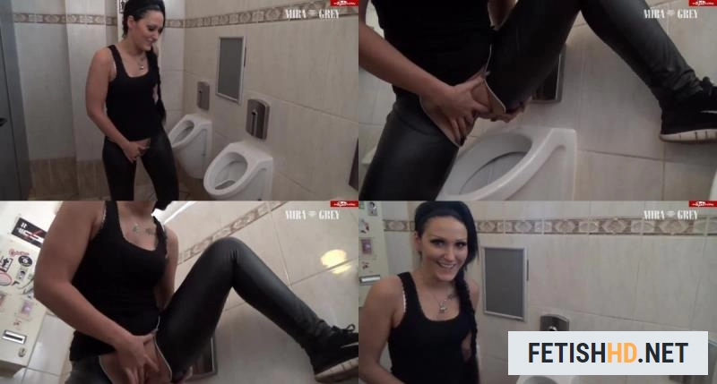 Mira-Grey - Frecher Piss (Pissing) [HD / 19.33 MB]