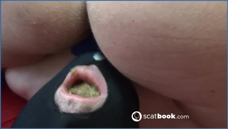 Anal Domination with Mistress Luciana: Voll ins Maul gekackt - Fetish Porn Video on FetishHD