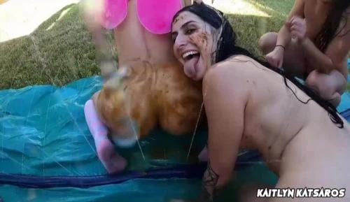 Kaitlyn Katsaros, Miss Demeanor, Keira Croft, Catalina Ossa, Natalie Brooks, Isabel Moon, Lucy Sunflower, Raven Maddoxx, and Raven Vice - 9 Girl Scat Orgy (Scat) [HD 720p / 1.8 GB]