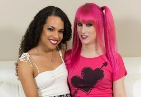 Mayumi Sparkles and Sydney Farron - A Date with the Babysitter (Transsexual) [HD 720p / 482.9 MB]