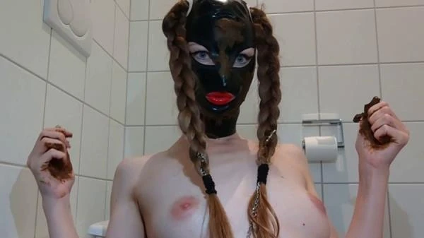 Shitting Rubber Mask (Scat) [FullHD 1080p / 411 MB]