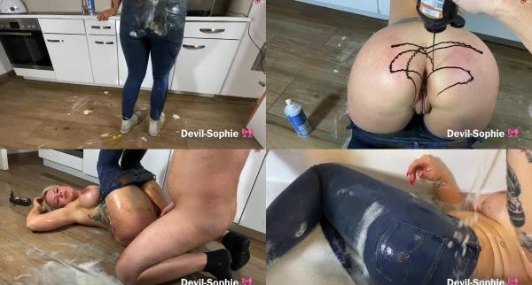 Devil Sophie - Horny perverse baking - give me chocolate  whipped cream and fuck me hard in all holes with devil-sophie [FullHD 1080p / 634.22 MB]