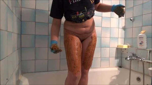 Shitty Thighs Breakfast (Scat) [SD / 393 MB]