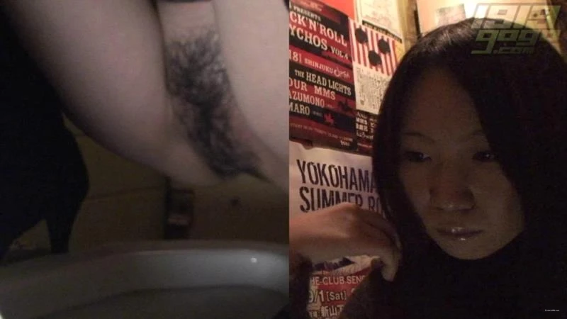 Models in toilet voyeur [FullHD 1080p / 115.3 MB]