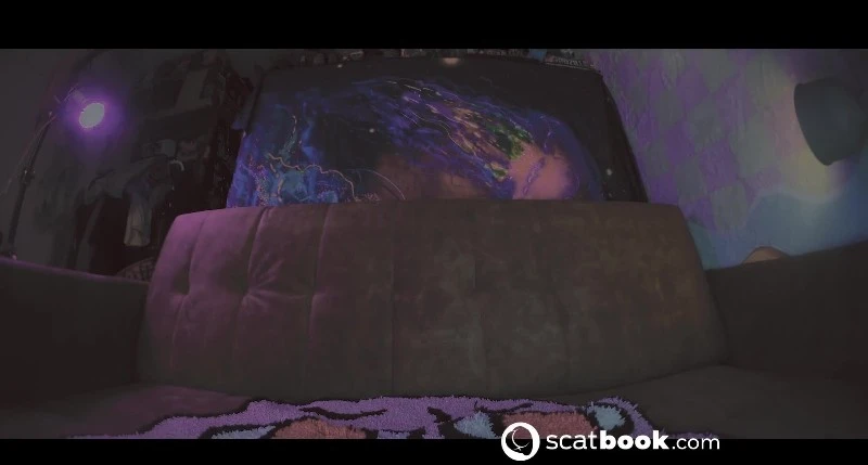 Sleepless, eerie nightly pleasure [FullHD 1080p / 71.9 MB]