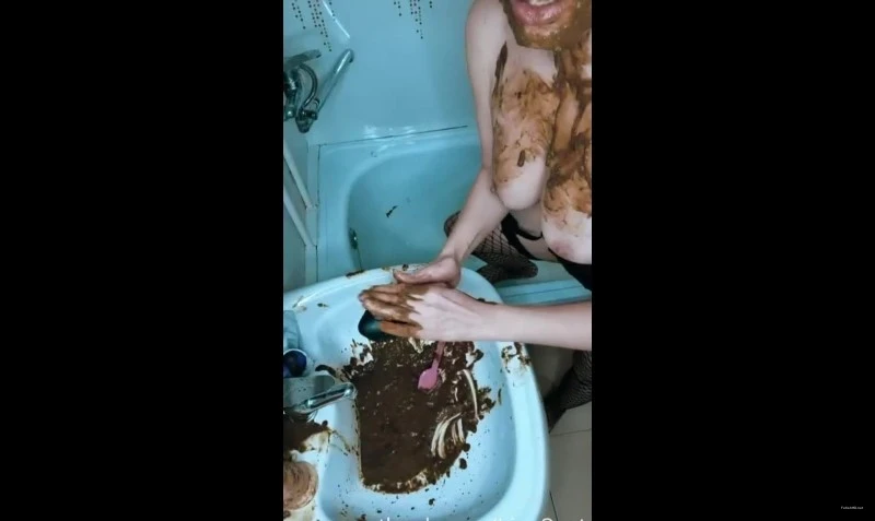 Cleaning the shitty sink [HD 720p / 357.38 MB]