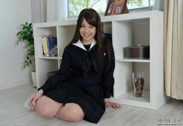 Mai Ikeda + Foto Set [SD / 385.7 MB]