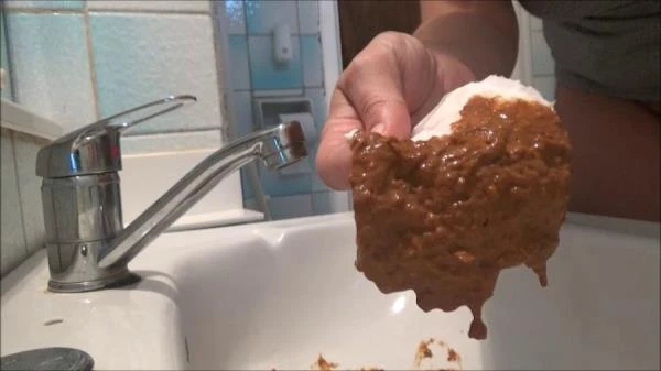 Huge Diarrhea In Sink (Scat) [SD / 228 MB]
