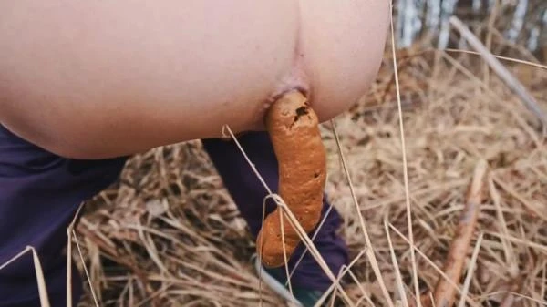 Long Outdoor Snake (Scat) [HD 720p / 25.2 MB]