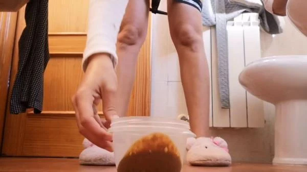 Scat y Pissing (Scat) [HD 720p / 33.1 MB]