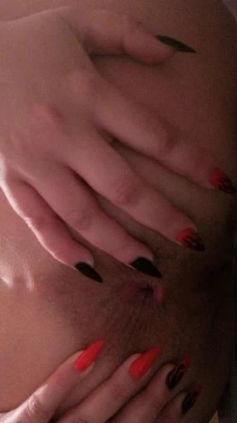 Bathroom Video (Scat) [SD / 296 MB]