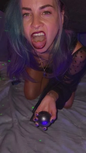 Ask The Crystal Ball (Scat) [UltraHD 2K / 2.23 GB]
