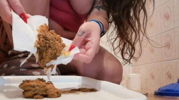 Explosion Poop Tray (Scat) [FullHD 1080p / 353 MB]
