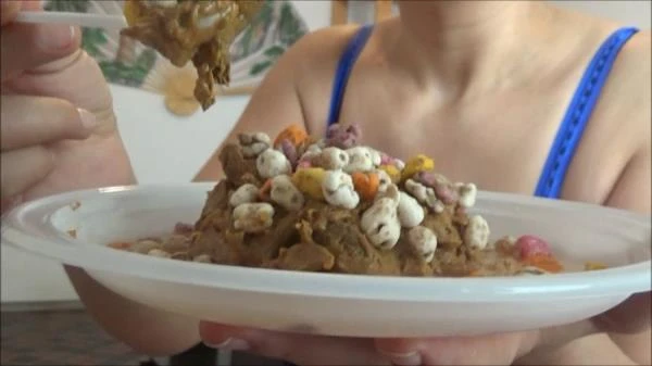 Delicious Shit Cake (Scat) [SD / 417 MB]