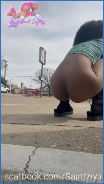 I had to pee so bad at Jack in the Box [SiteRip / 6.17 MB]