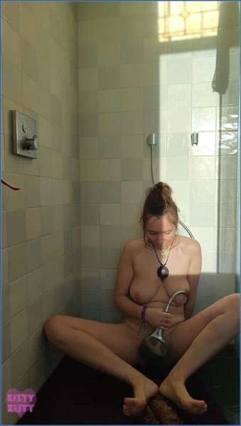Hot shower shit while masturbating with the showerhead [FullHD 1080p / 702 MB]