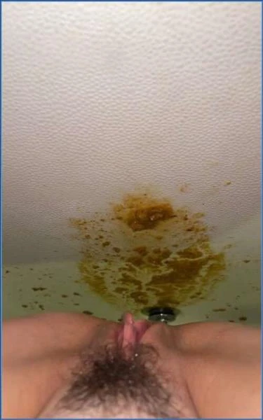 Currently cleaning my butt for my scene today [HD 720p / 7.78 MB]