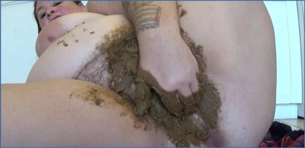 Dirty Shitty Pussy! [FullHD 1080p / 902.41 MB]