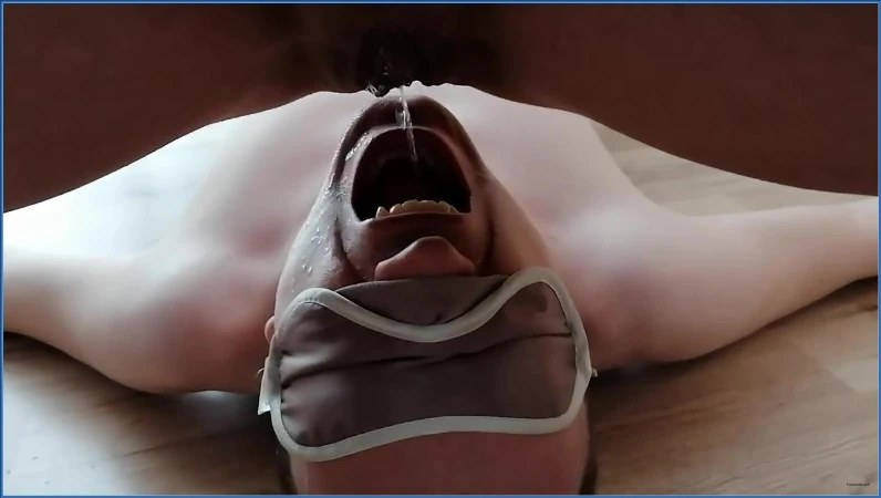 Piss bitch service-01 [HD 720p / 9.57 MB]