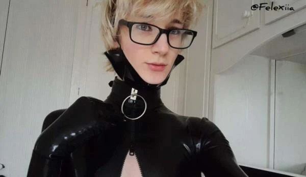 Felexiia - 32 Video (Transsexual) [SD / 2.61 GB]