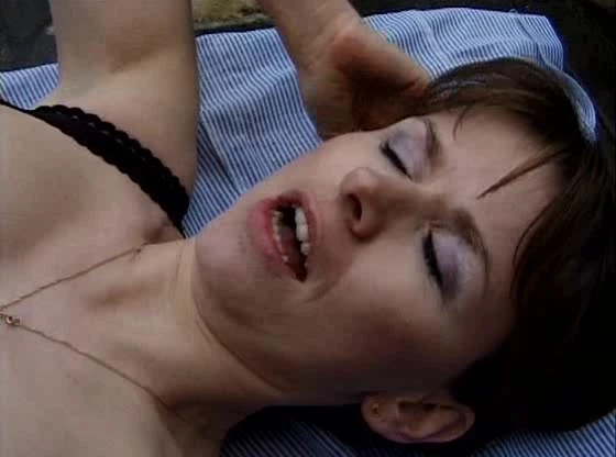 Les Veuves Baiseuses [SD / 700 MB]