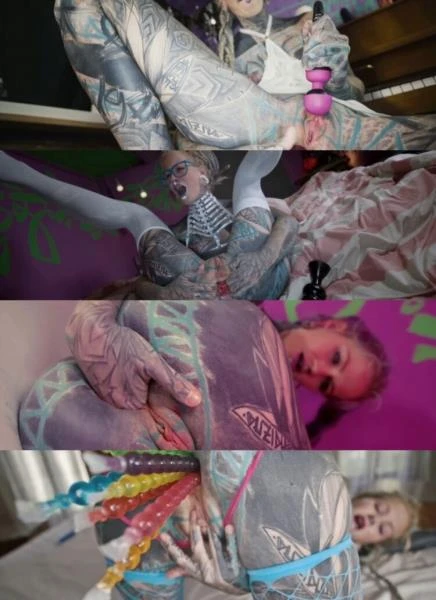 Anuskatzz - 4 video [FullHD 1080p / 3.13 GB]
