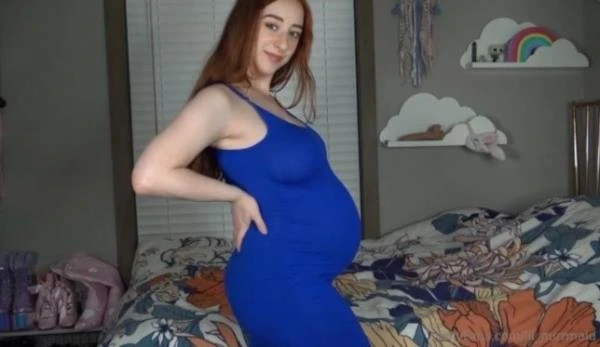 Michelle Milkers aka Lil Purrmaid - Pregnant In Blue [FullHD 1080p / 669.1 MB]